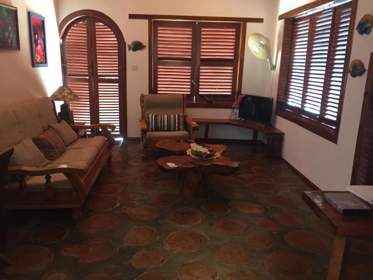 Le Grand Bleu Villas Baie Sainte Anne Eksteriør bilde